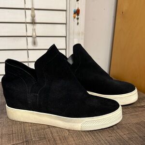 Steve Madden Black Suede Platform Sneakers